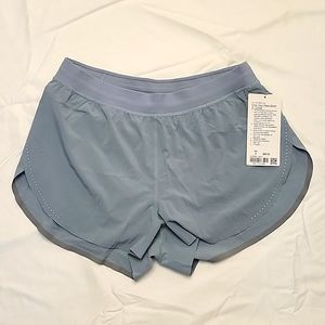 BNWT Lululemon Find Your Pace Short 3" Size 8 Blue Cast